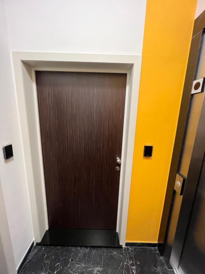 Luxury Brand New Apartment Брюссель Екстер'єр фото